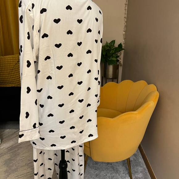 women pajamas - Picture 3 of 4